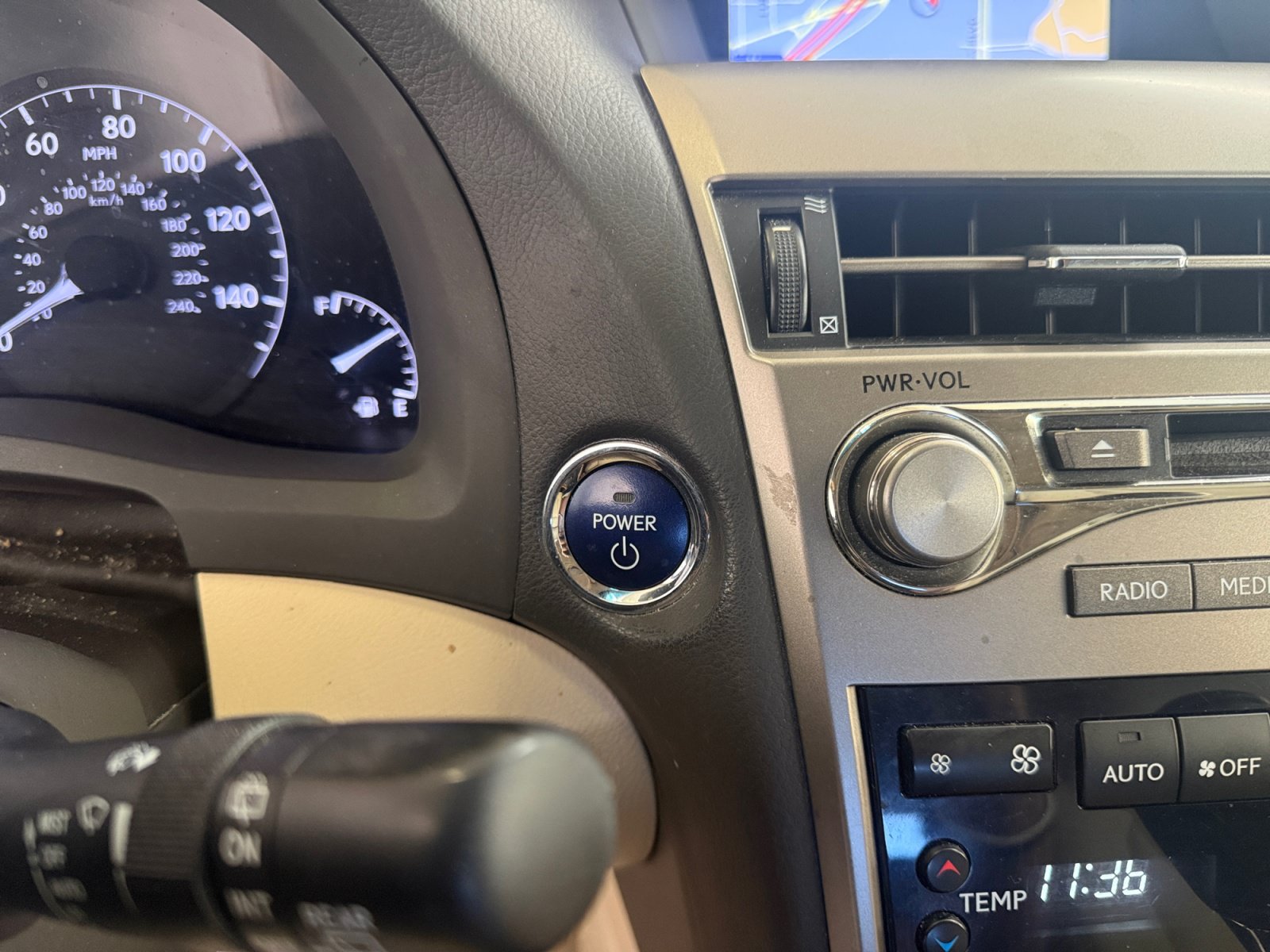 Used 2015 Lexus RX 450h AWD image 28