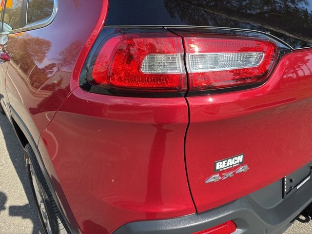 Used 2016 Jeep Cherokee Limited w/ Luxury Group image 13