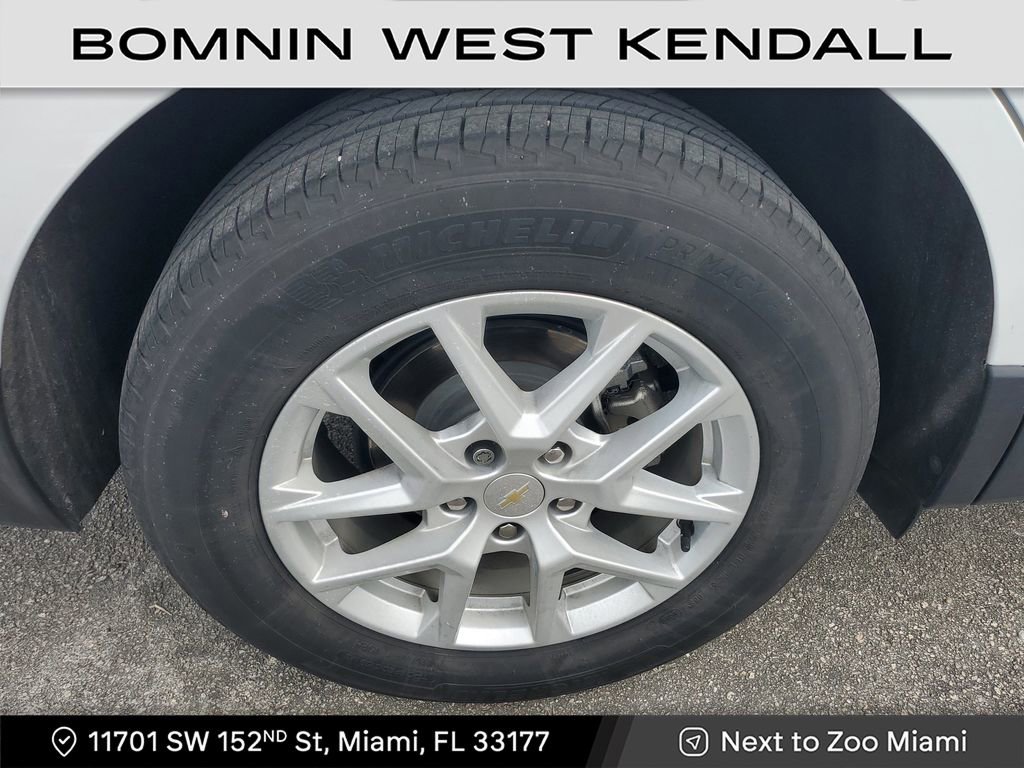 Used 2022 Chevrolet Equinox LS image 9