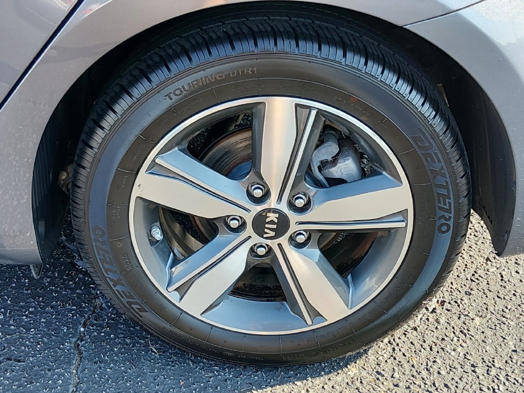 Used 2018 Kia Forte S w/ S Technology Plus Package FWD image 17