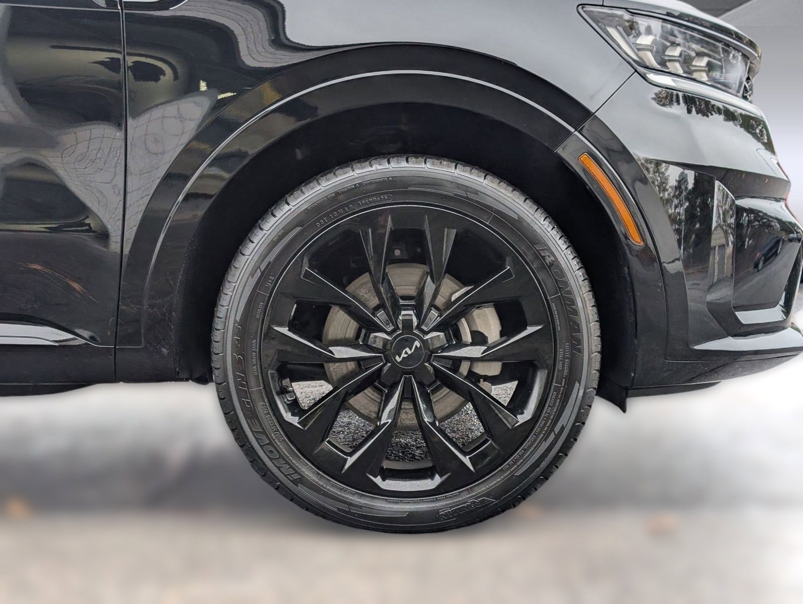 Used 2023 Kia Sorento SX image 12