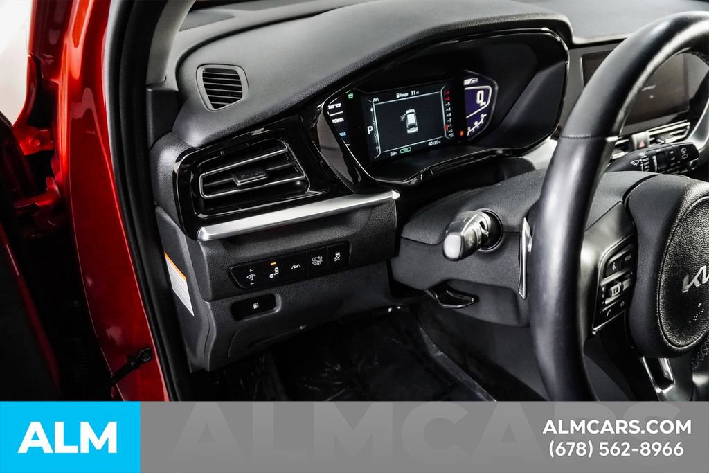 Used 2022 Kia Niro Touring Special Edition image 34