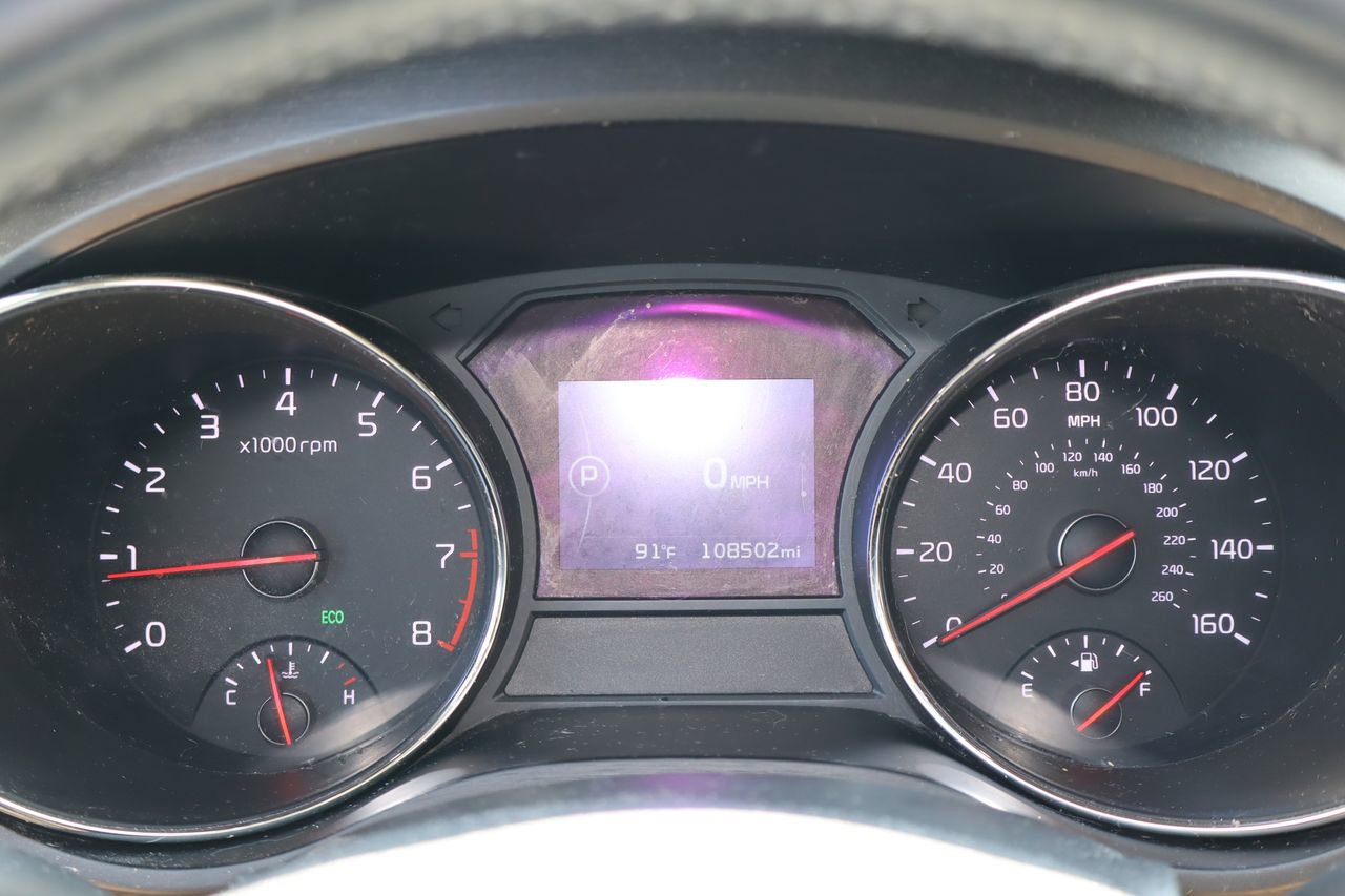 Used 2018 Kia Sedona LX w/ LX Essentials Premium Package FWD image 10