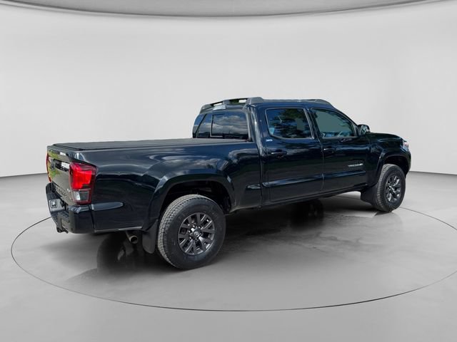 Used 2022 Toyota Tacoma SR5 w/ Technology Package AWD/4WD image 6