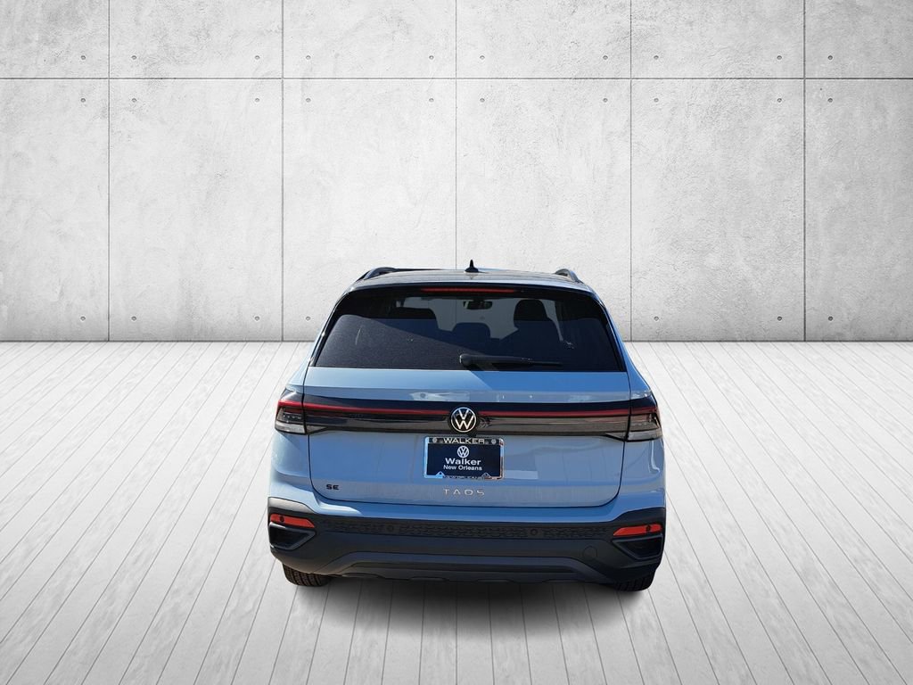 New 2026 Volkswagen Taos SE image 5