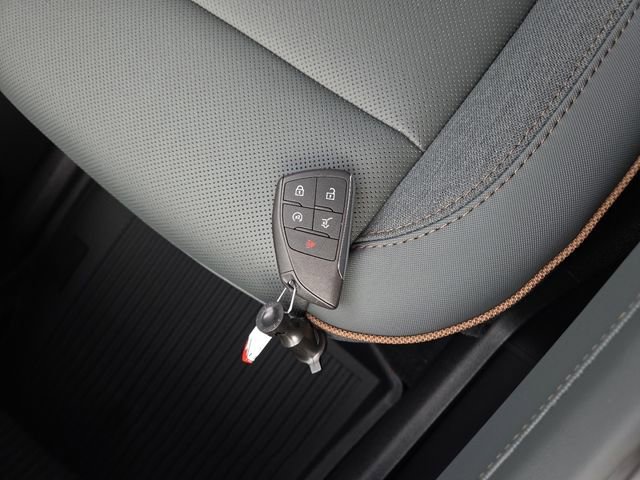 New 2026 GMC Acadia AT4 w/ LPO, Floor Liner Package image 38