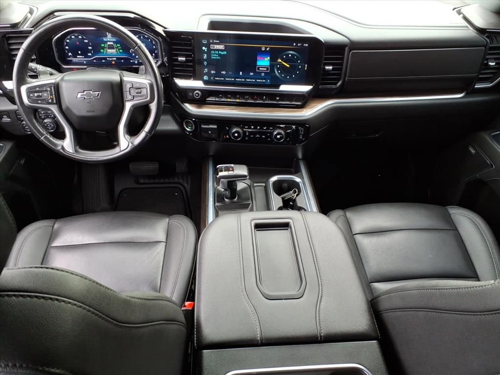 Used 2022 Chevrolet Silverado 1500 RST w/ Redline Edition image 10