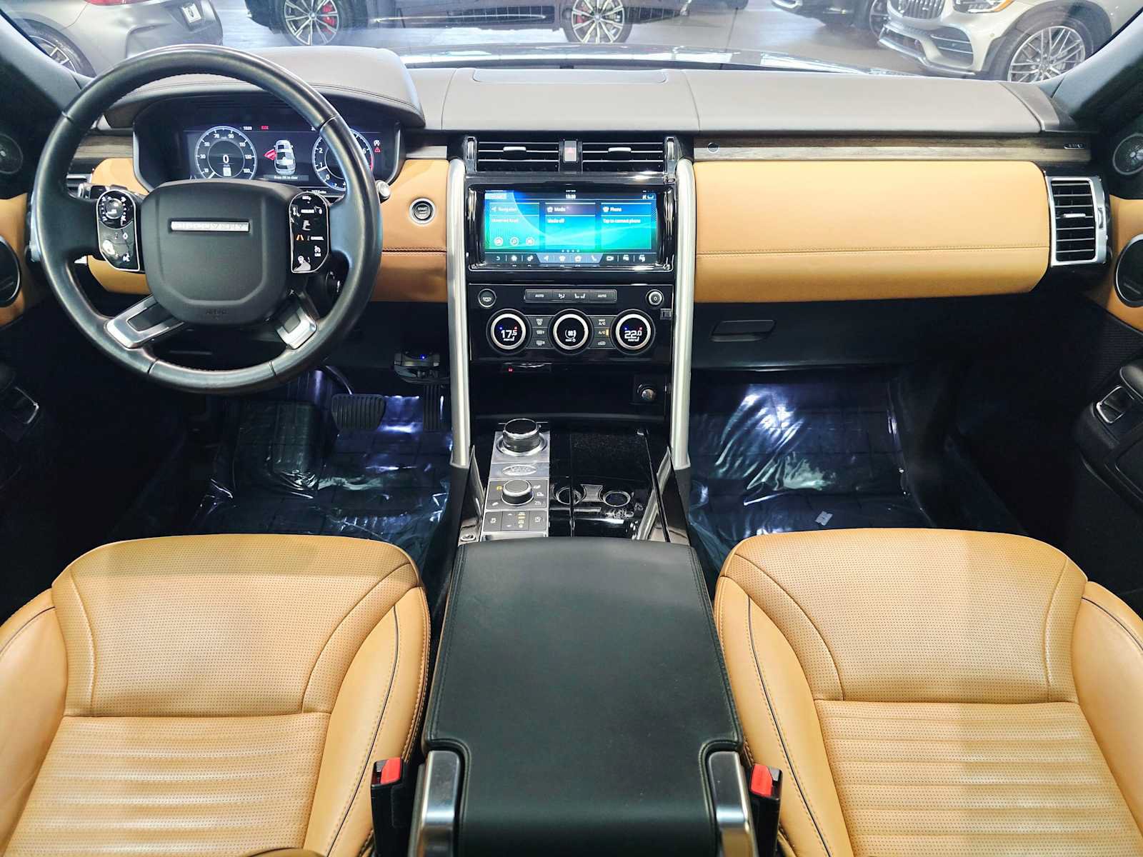 Used 2020 Land Rover Discovery HSE Luxury AWD/4WD image 10