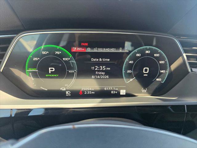 Used 2024 Audi Q8 e-tron Premium Plus AWD/4WD image 27