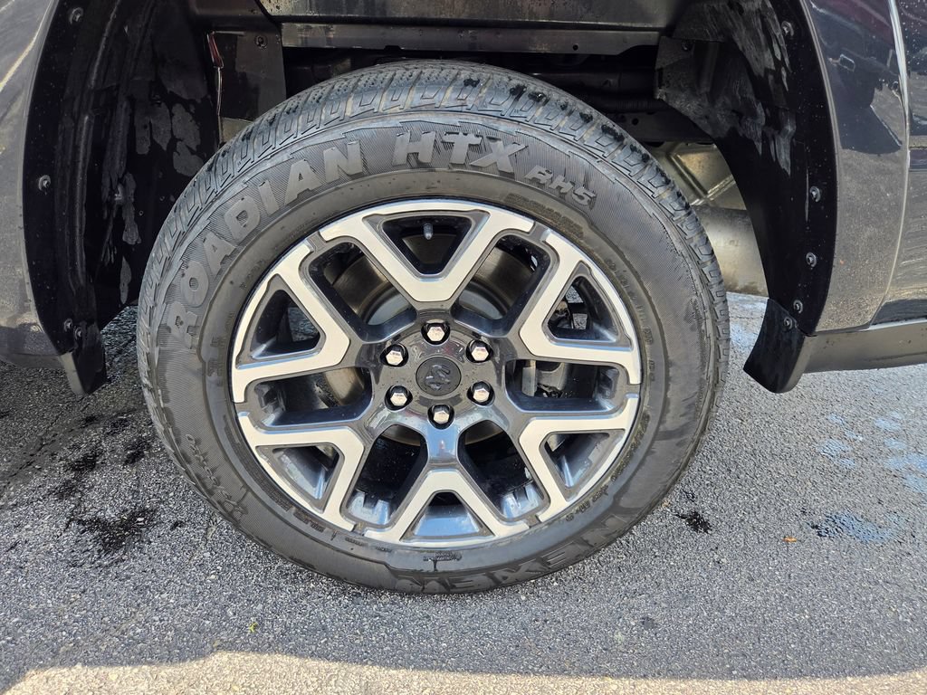 Used 2026 RAM 1500 Laramie AWD/4WD image 15
