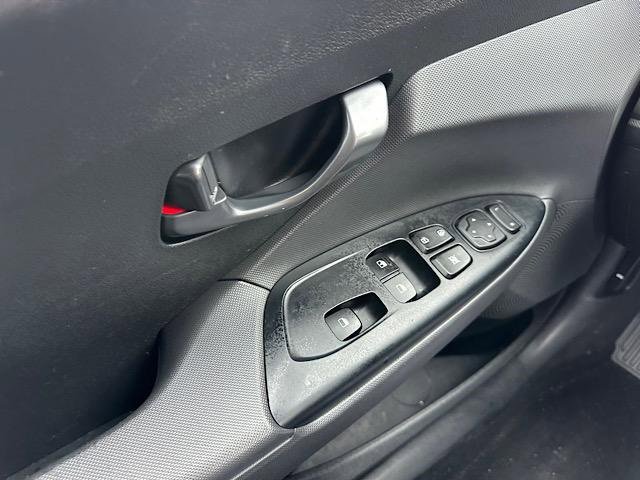 Used 2019 Hyundai Veloster 2.0 image 27