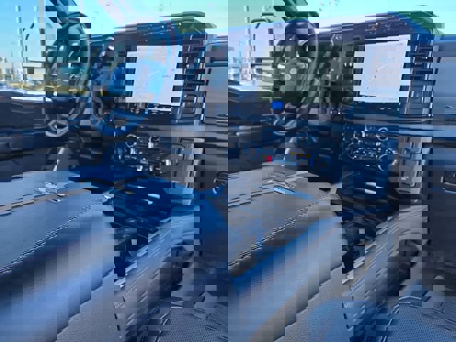 Used 2024 Ford F250 Platinum image 16