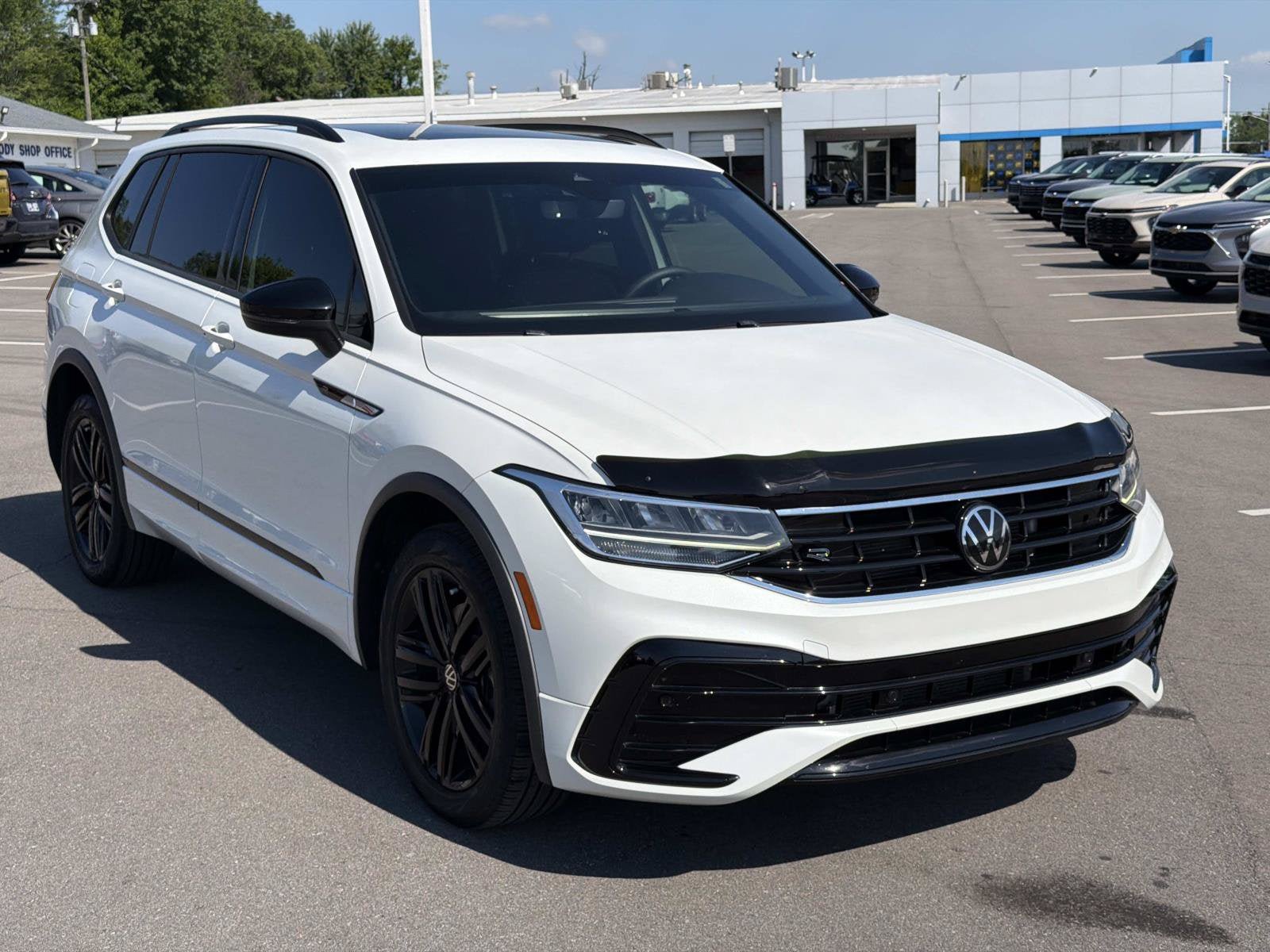 Used 2022 Volkswagen Tiguan SE R-Line