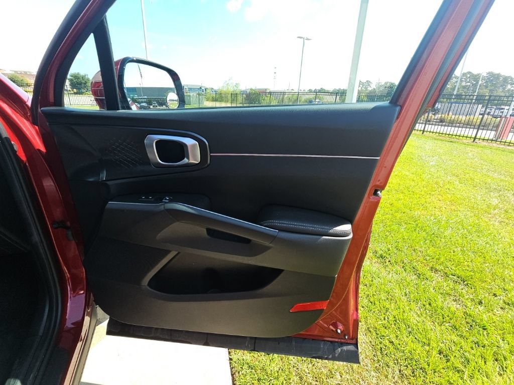 Used 2022 Kia Sorento LX FWD image 20
