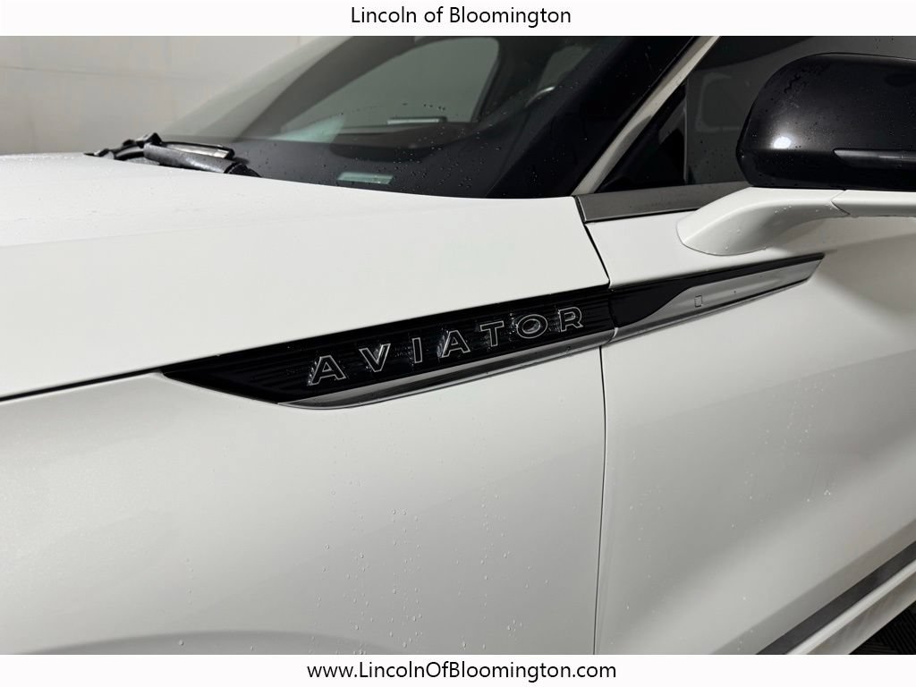 Certified 2023 Lincoln Aviator Black Label w/ Dynamic Handling Package AWD/4WD image 12