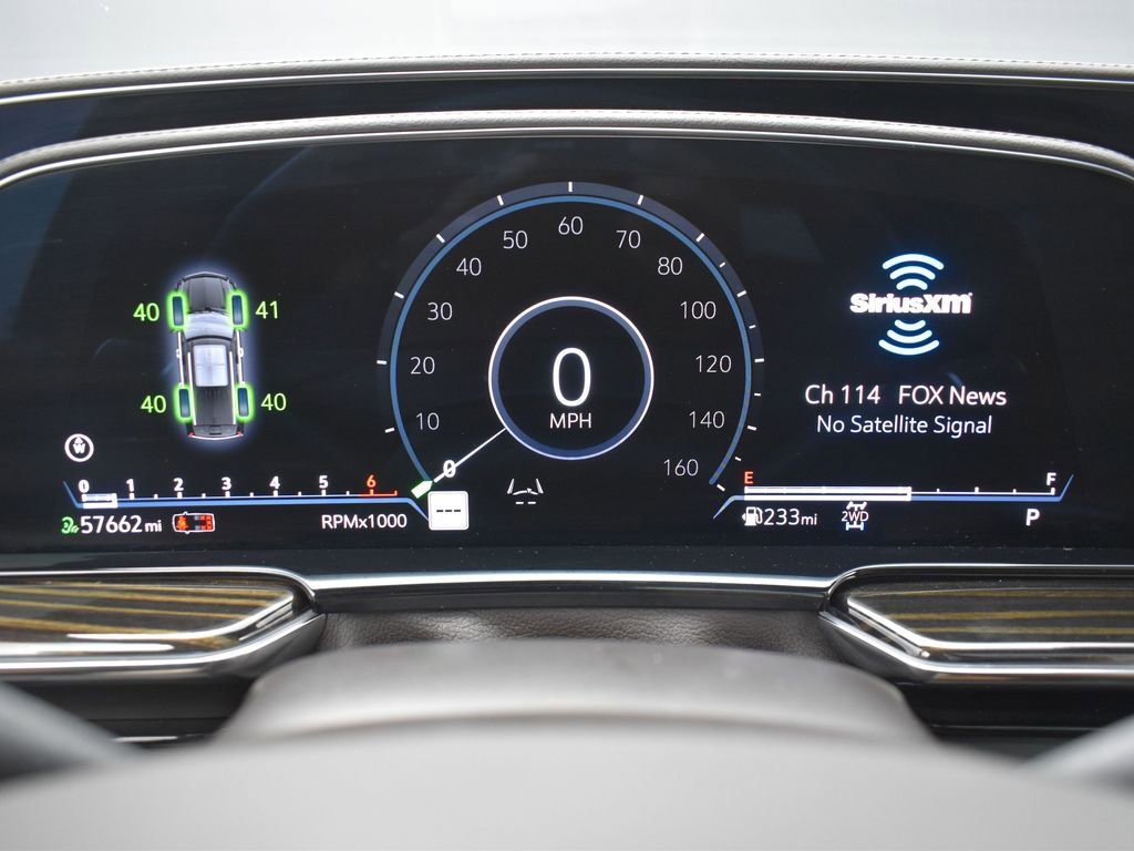 Used 2023 Cadillac Escalade ESV Premium Luxury image 18