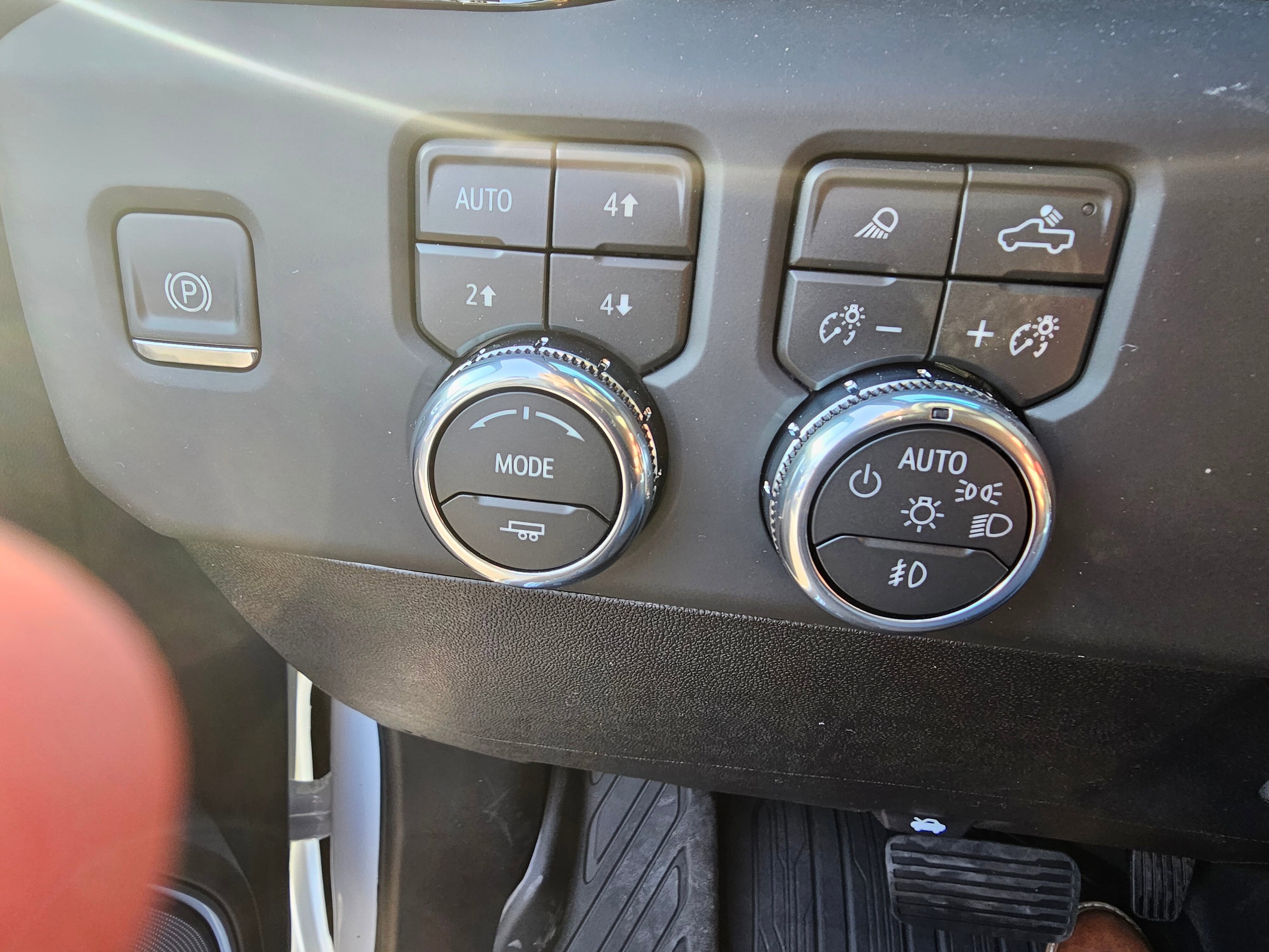 New 2026 GMC Sierra 2500 Denali w/ Denali Reserve Package image 29
