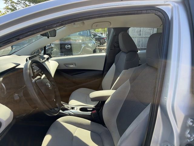 Used 2020 Toyota Corolla LE FWD image 11
