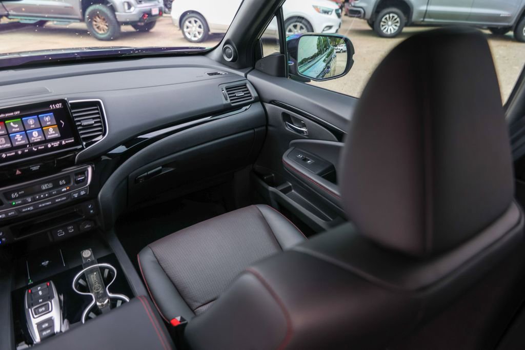 Used 2024 Honda Ridgeline Black Edition image 29