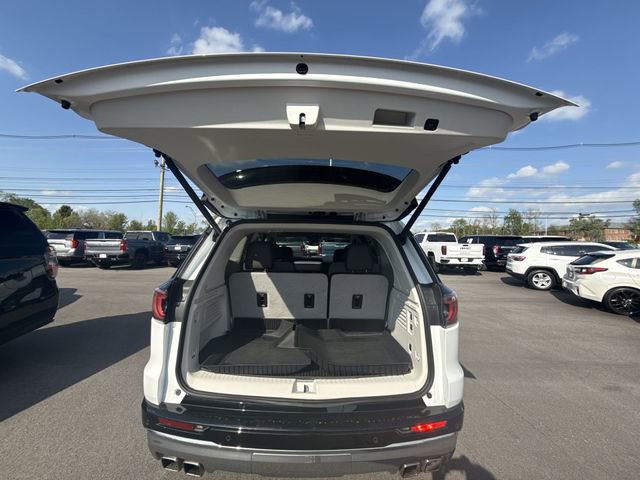 Used 2025 GMC Acadia Denali image 23