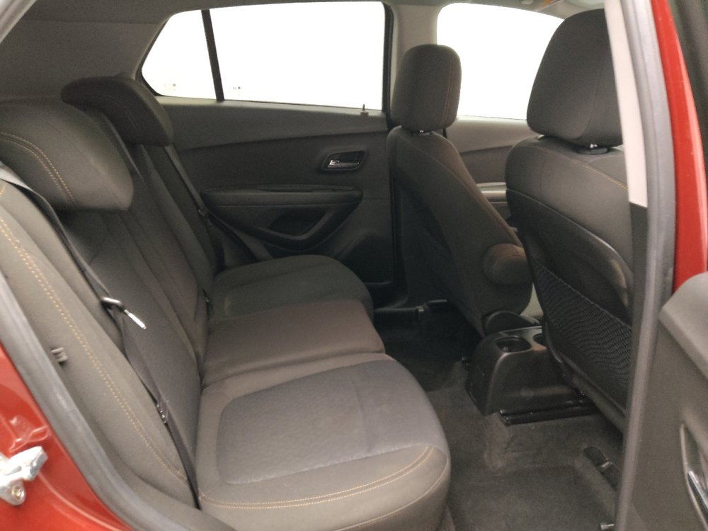 Used 2021 Chevrolet Trax LS w/ Tint and Cruise Package image 19