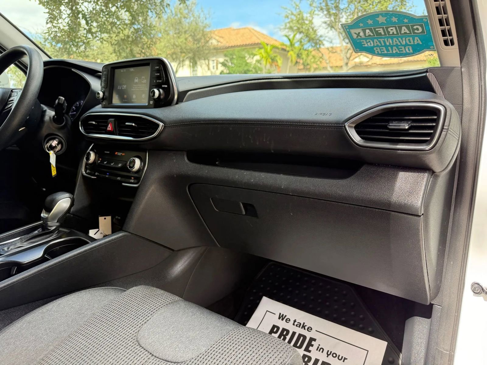 Used 2019 Hyundai Santa Fe SE image 17