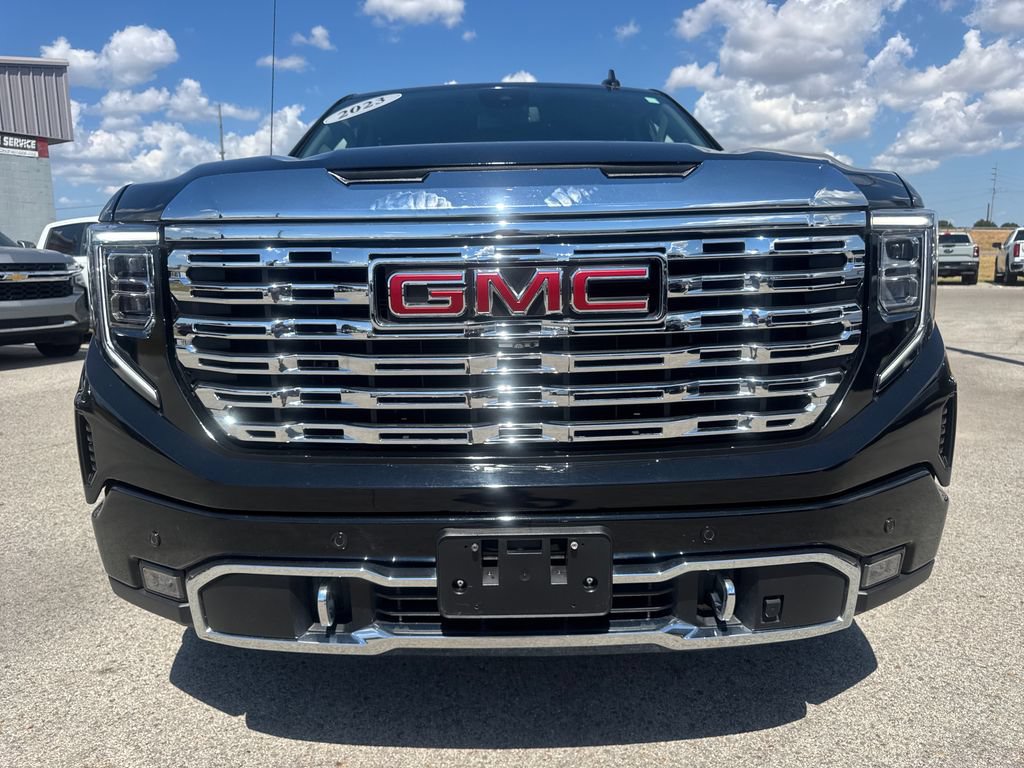 Used 2023 GMC Sierra 1500 Denali AWD/4WD image 9
