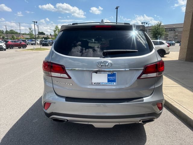 Used 2018 Hyundai Santa Fe SE FWD image 3