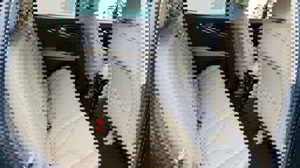 Used 2022 Lincoln Nautilus AWD w/ Premium Package image 23