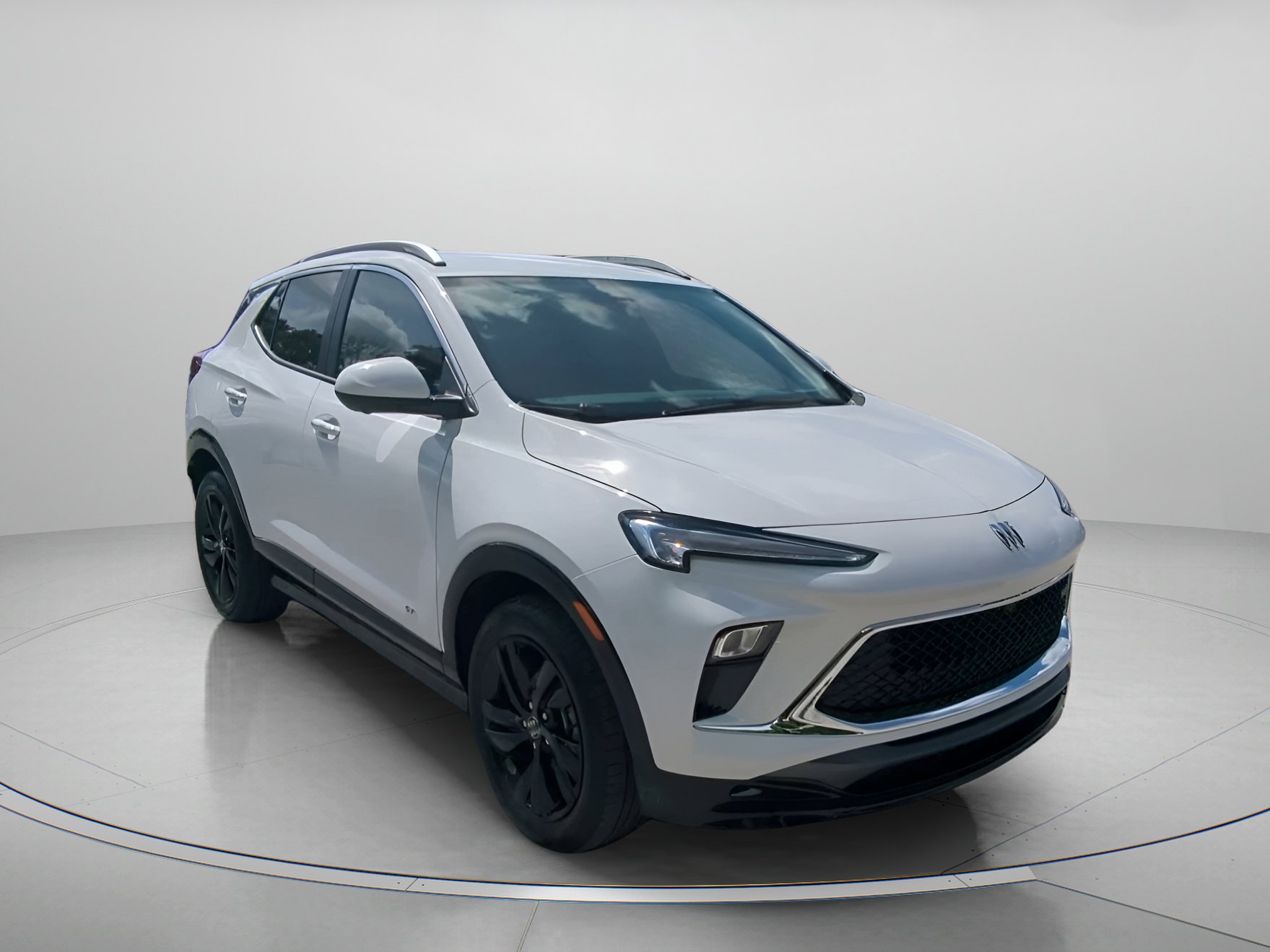 Used 2025 Buick Encore GX Sport Touring w/ Advanced Technology Package image 4