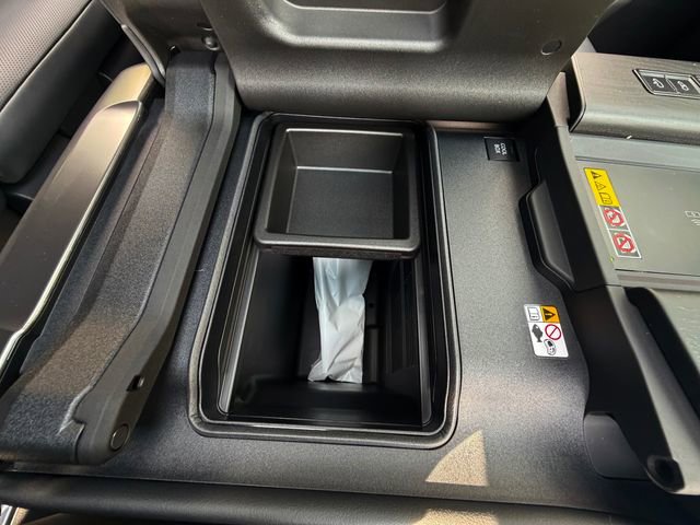 New 2026 Lexus LX 600 4WD w/ Interior Upgrade Package image 21