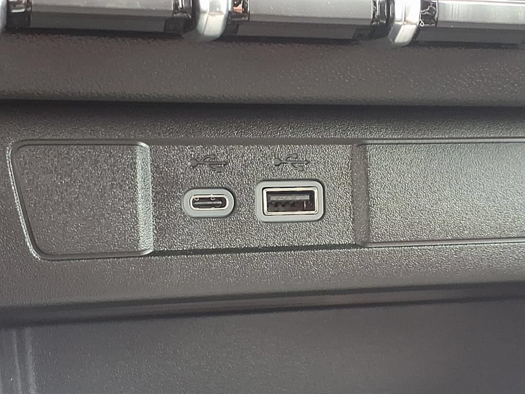 New 2026 GMC Canyon Elevation w/ Convenience Package RWD image 5