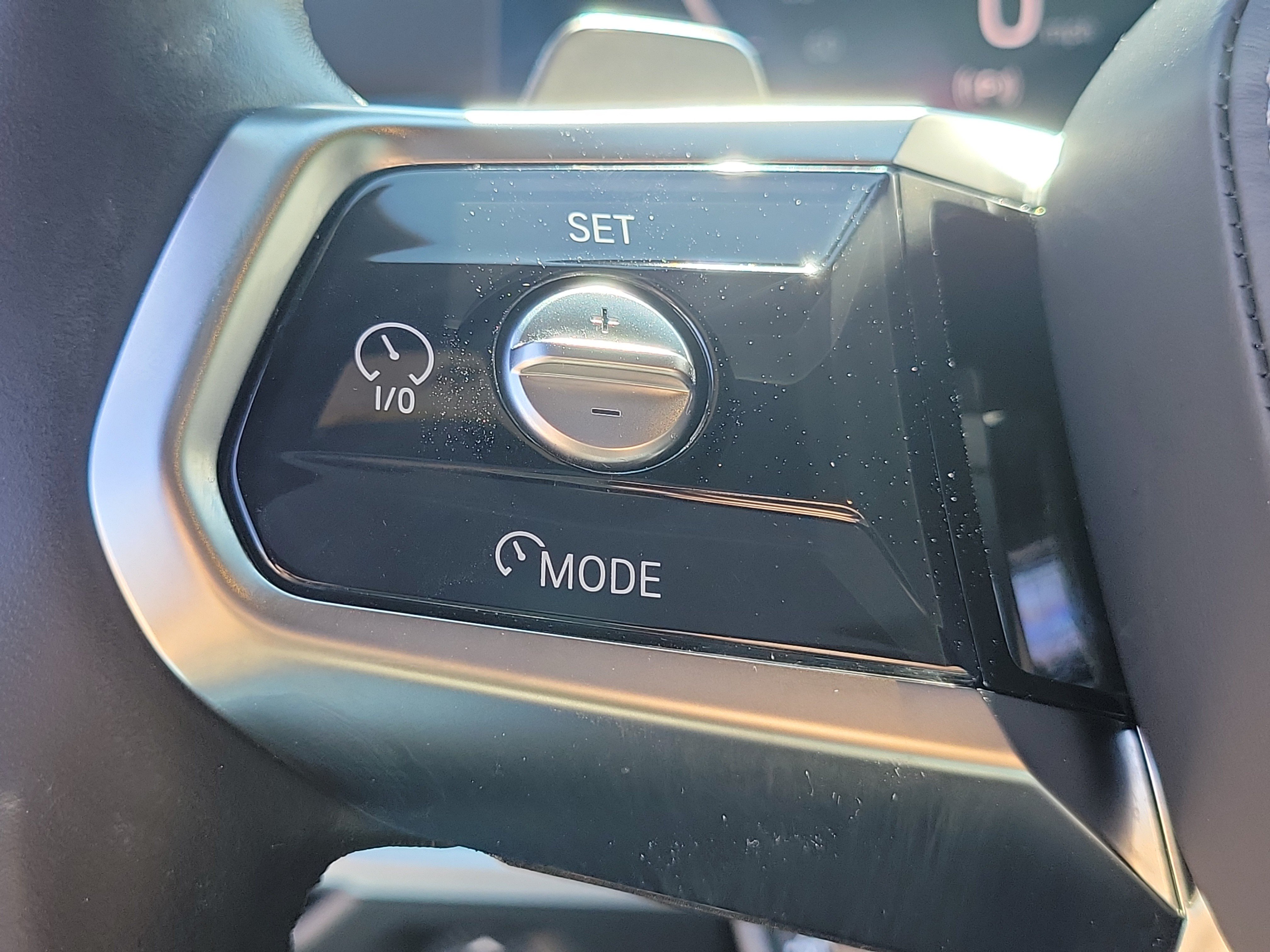 Used 2023 BMW 760i xDrive AWD/4WD image 8
