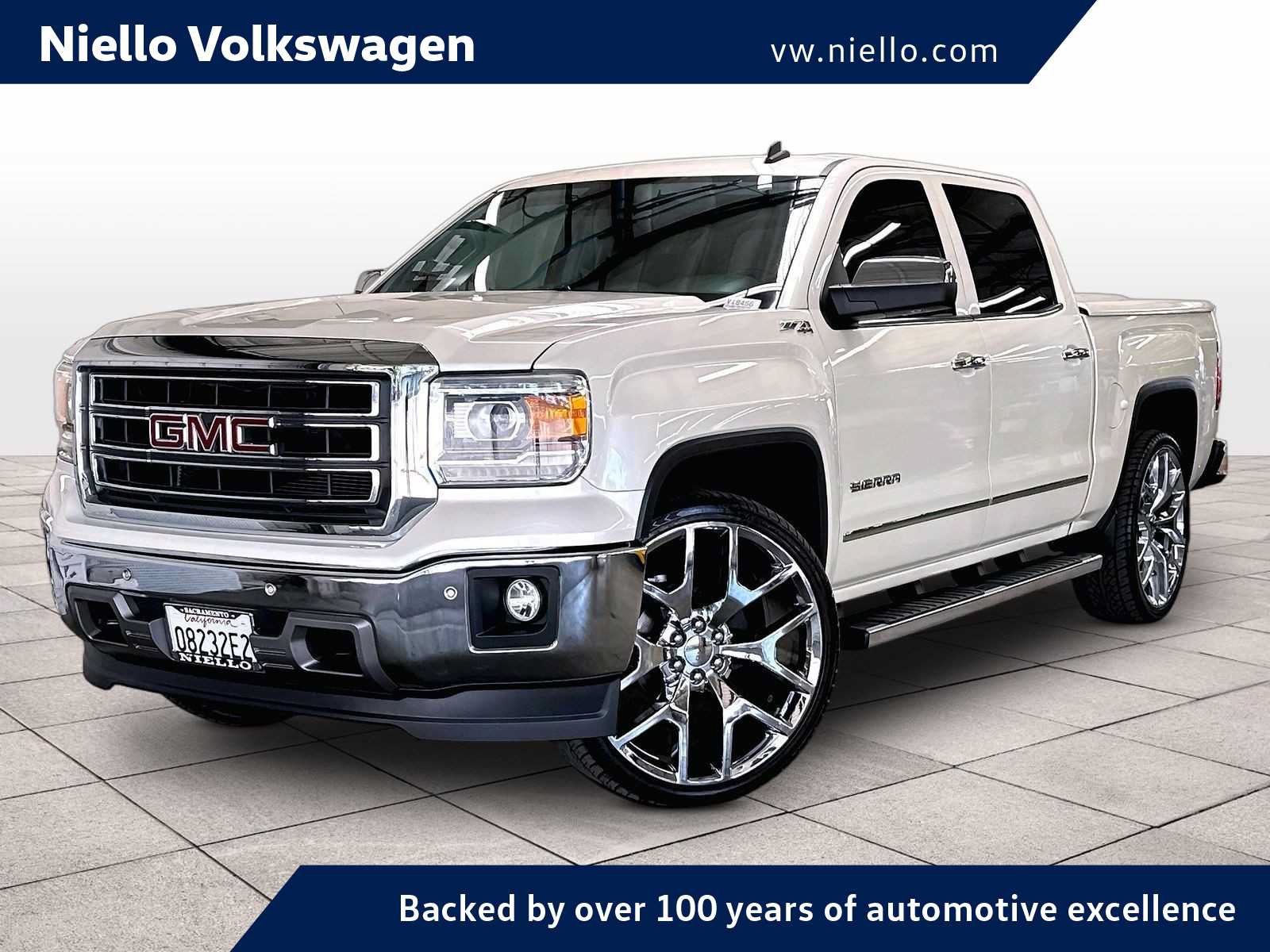 Used 2014 GMC Sierra 1500 SLT w/ SLT Crew Cab Value Package AWD/4WD image 1