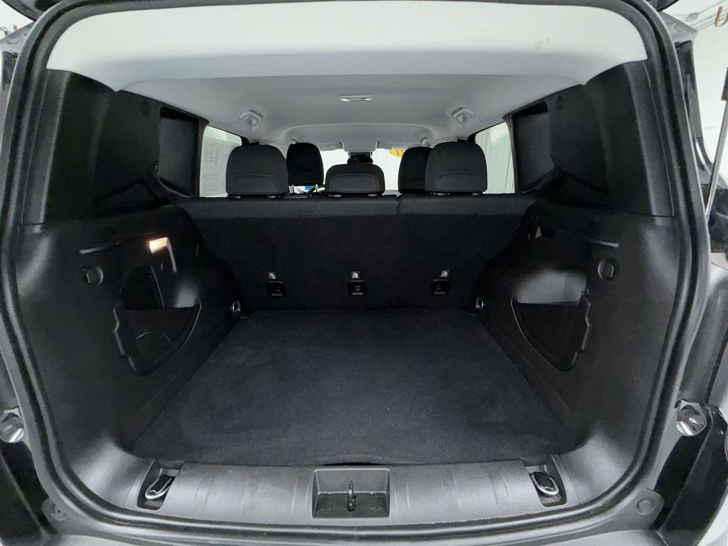 Used 2021 Jeep Renegade Latitude image 12