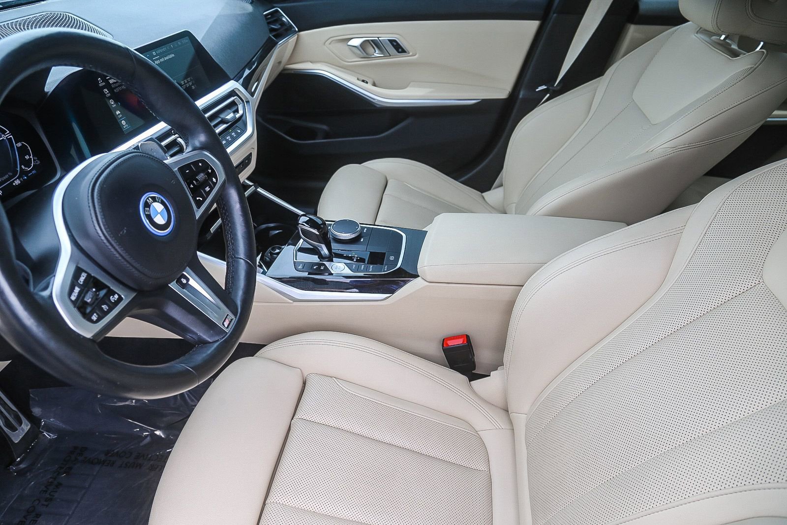 Used 2022 BMW 330e xDrive w/ M Sport Package image 19