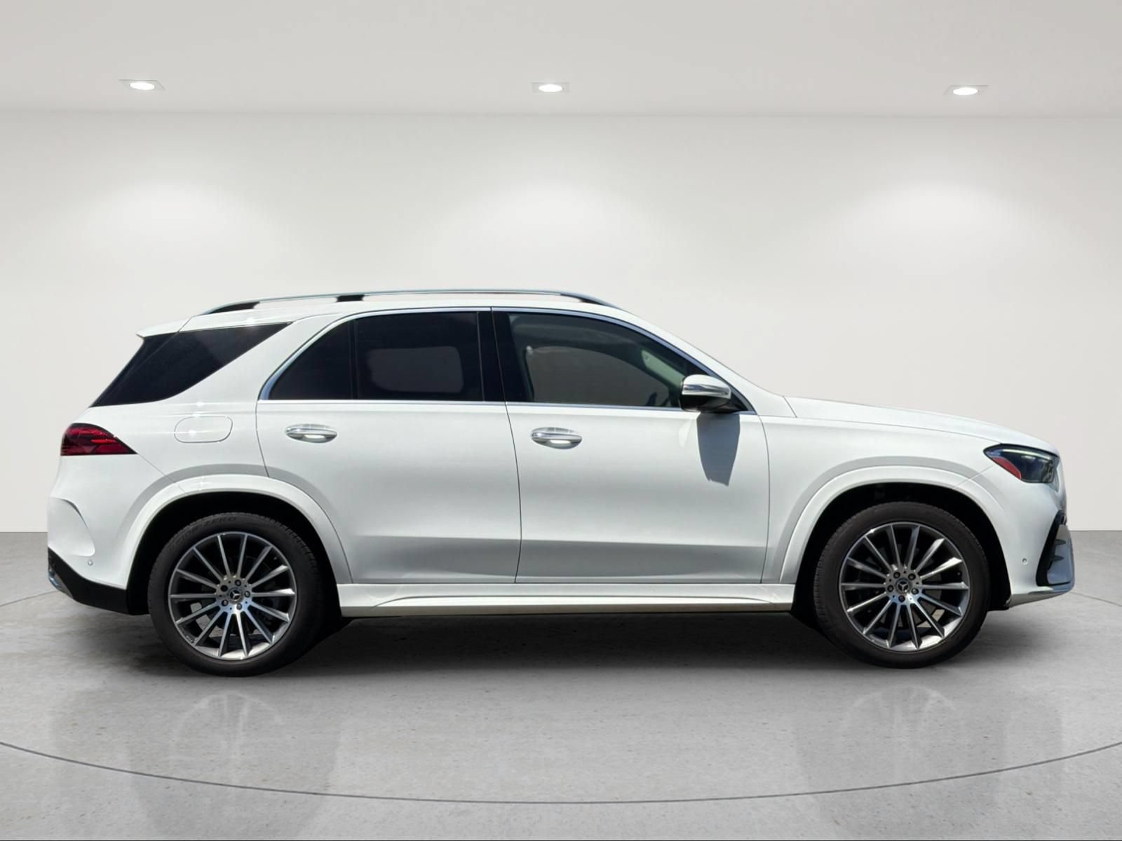 Used 2024 Mercedes-Benz GLE 350 4MATIC image 6