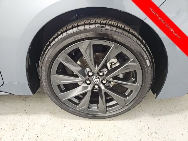 Certified 2024 Toyota Corolla SE w/ SE Premium Package FWD image 9