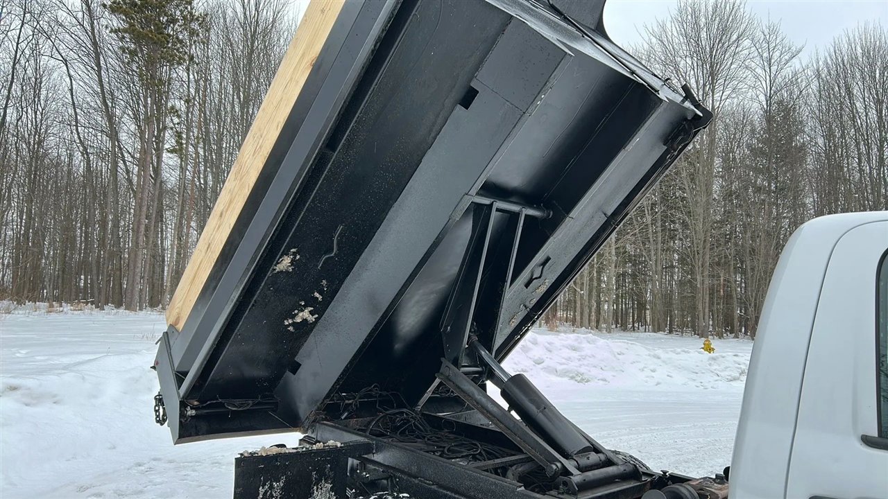 Used 2015 GMC Sierra 3500 4x4 Regular Cab w/ Sierra Convenience Package image 60