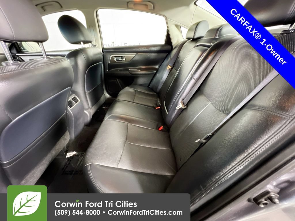 Used 2015 Nissan Altima 3.5 SL FWD image 29
