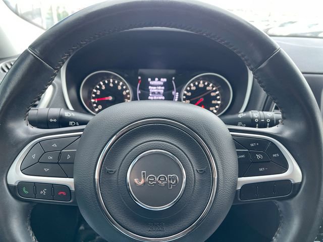 Used 2019 Jeep Compass Latitude image 11