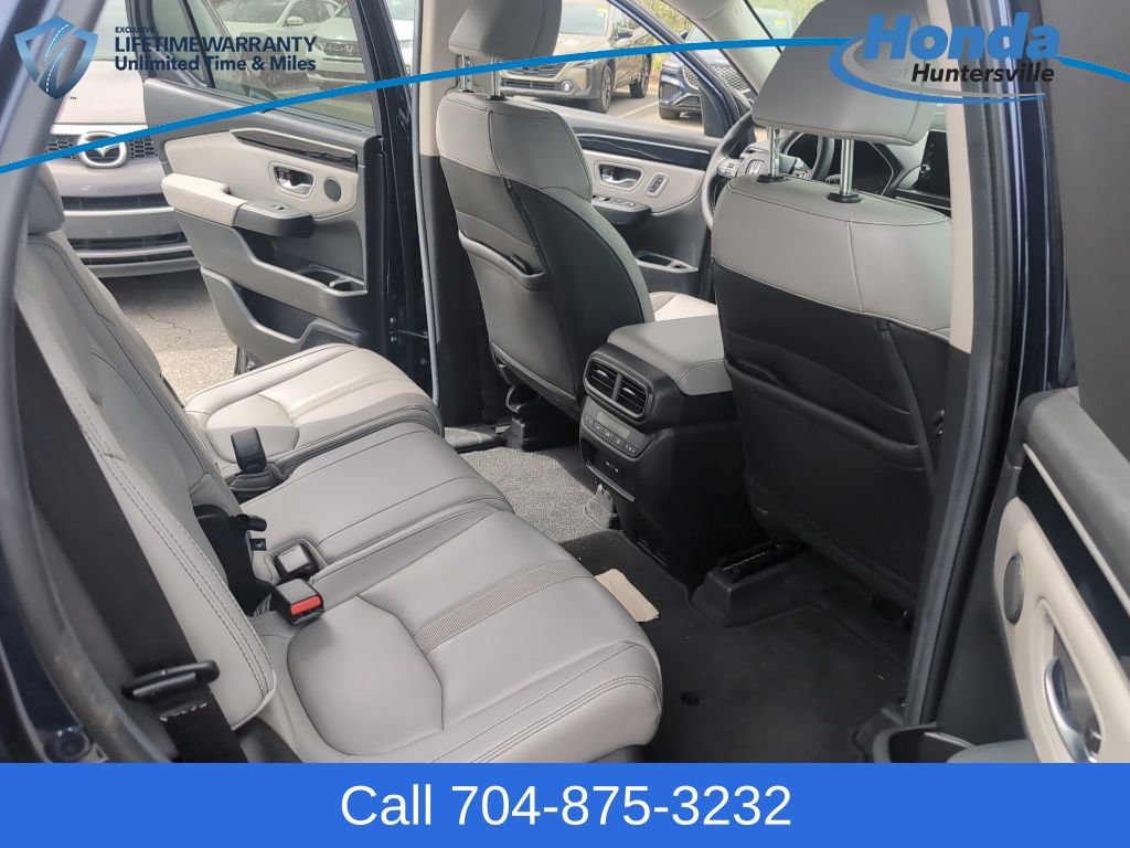 Used 2025 Honda Pilot EX-L image 15