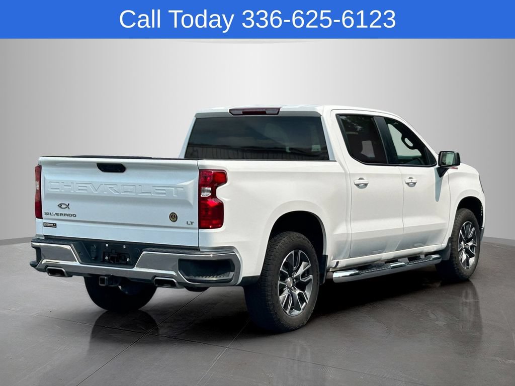 Used 2024 Chevrolet Silverado 1500 LT AWD/4WD image 5