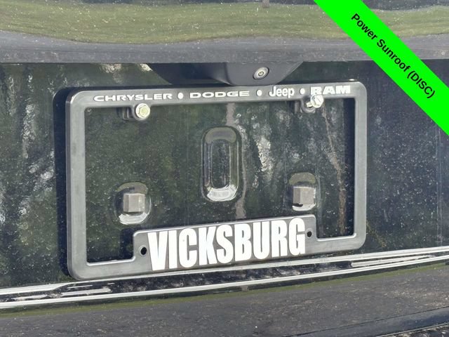 Used 2023 Jeep Grand Cherokee Altitude AWD/4WD image 39