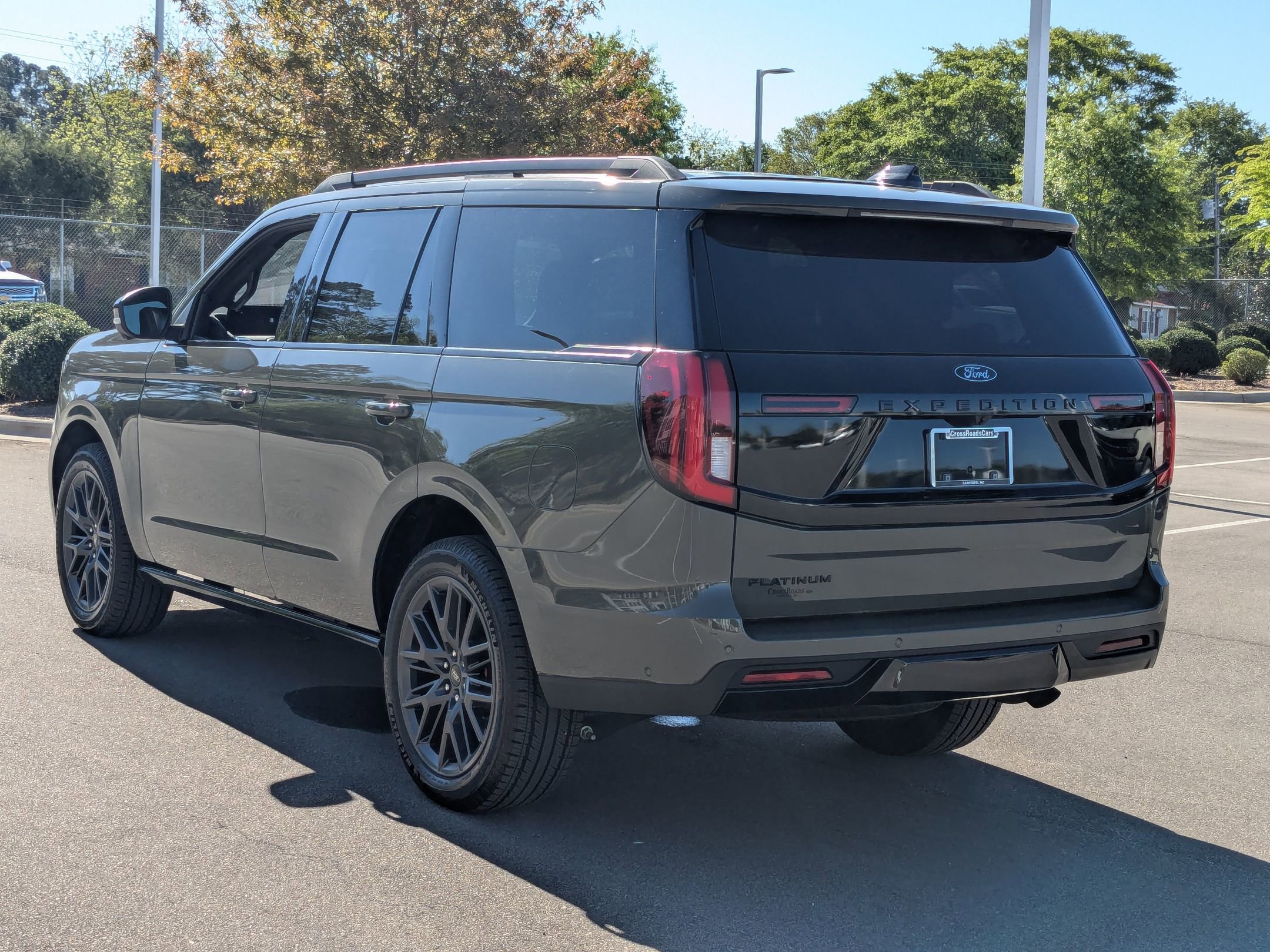 Certified 2025 Ford Expedition Platinum w/ Stealth Performance Package image 6