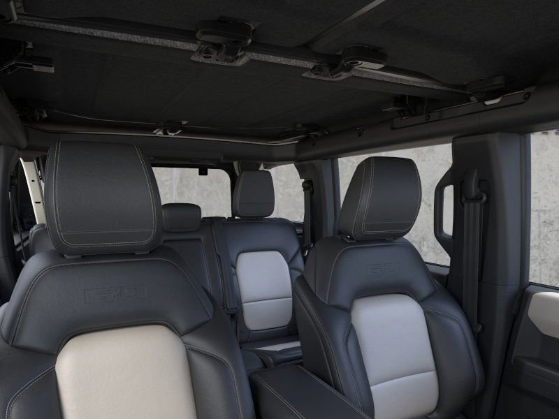 New 2026 Ford Bronco Outer Banks w/ Sasquatch Package image 12