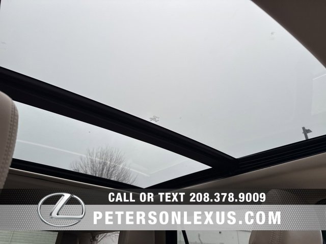 Used 2023 Ford Expedition Max Limited image 13