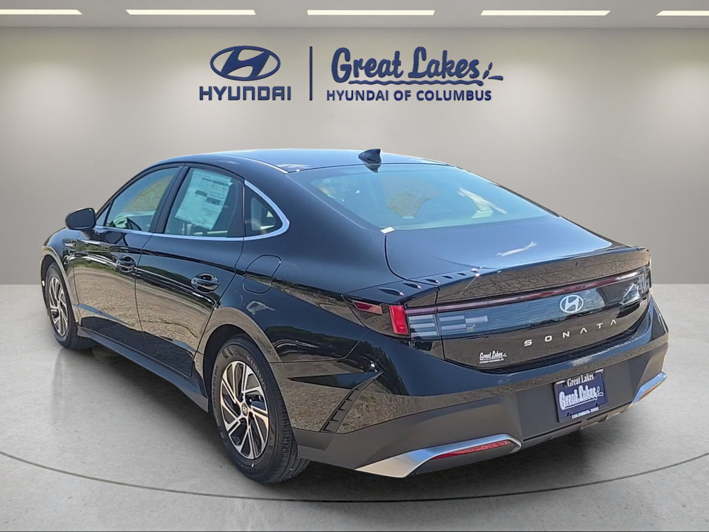New 2026 Hyundai Sonata Blue FWD image 3