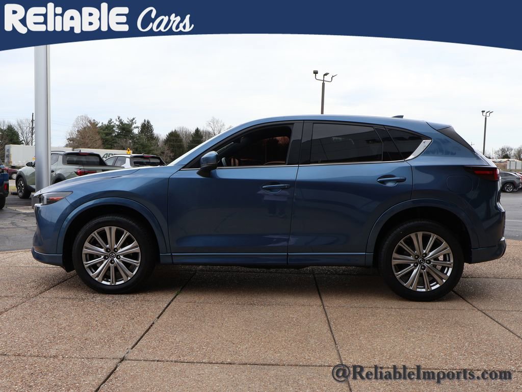 Used 2023 MAZDA CX-5 Signature image 3