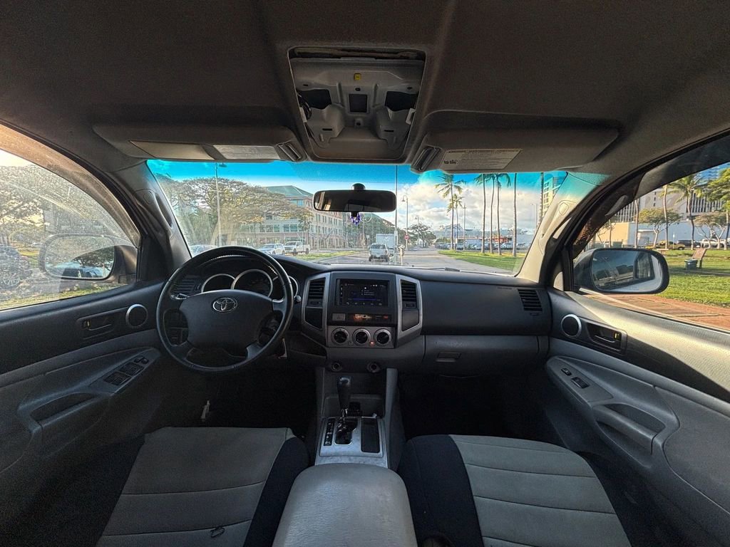 Used 2006 Toyota Tacoma PreRunner RWD image 10